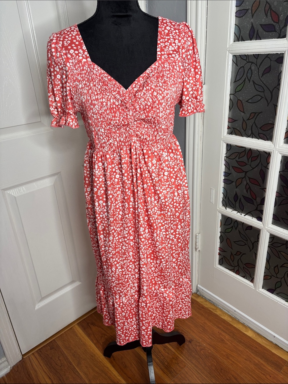 Floral Print Short Sleeve Midi Dress in Coral